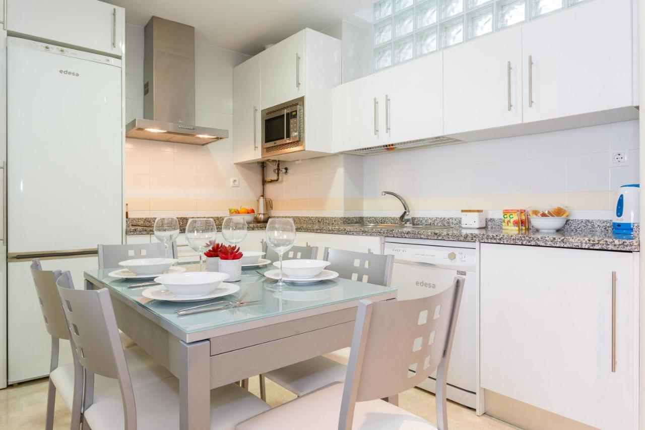 Apartamento Playa Cadiz By Isa Hoteles 外观 照片